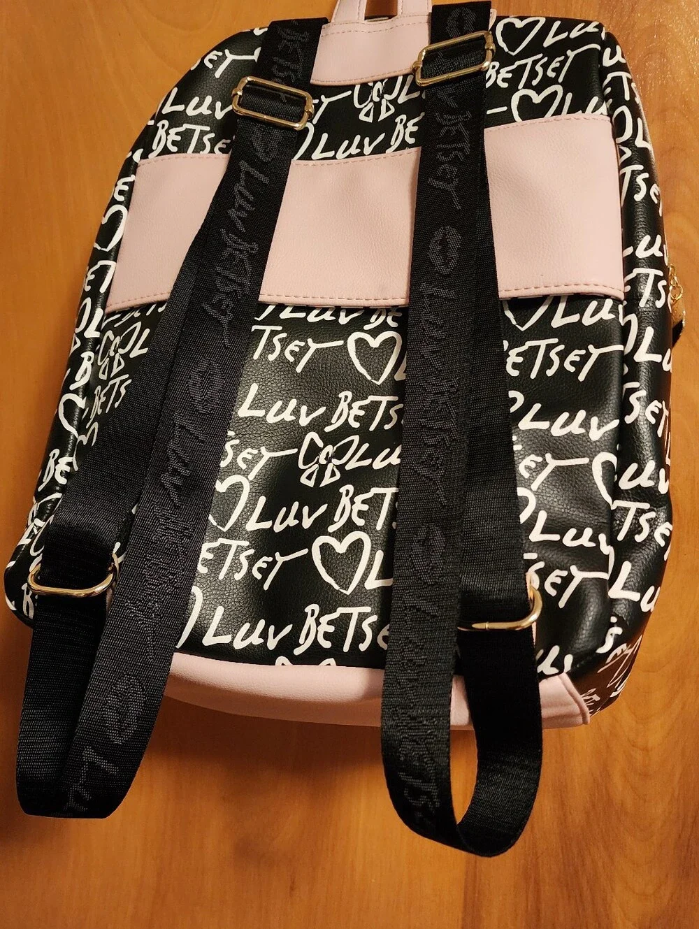 Betsey Johnson 3 In 1 Black & Light Pink Script Logo Backpack